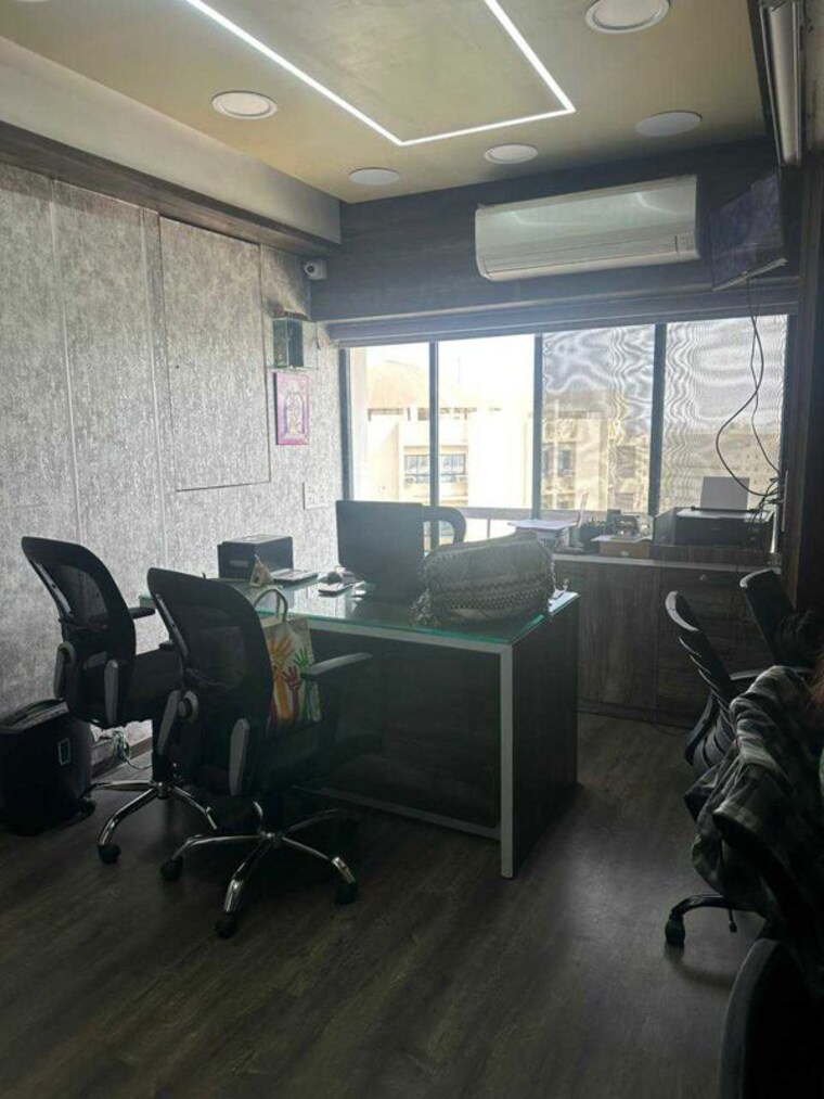 Gym, makarba Commercial Office Space 840 Sq.Ft. In Makarba Ahmedabad 10723307