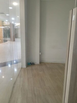Room in  Office Space at Express Zone, Malad East – for Rent