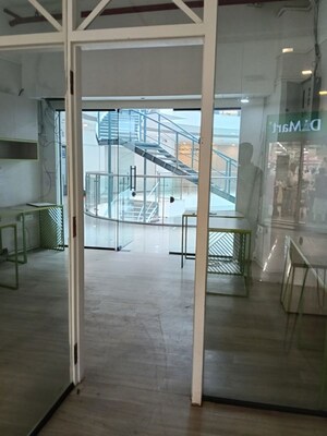  Office Space For Rent in Express Zone, Malad East