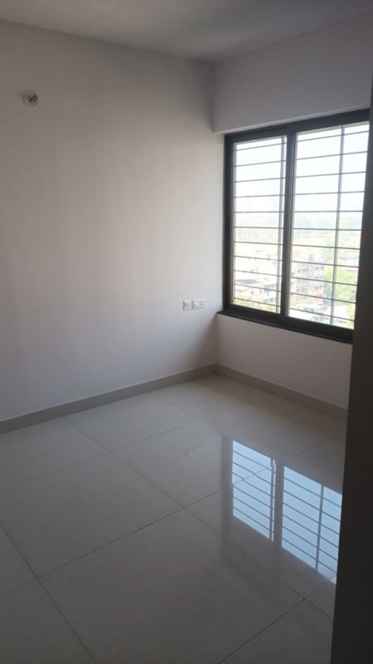 Room, lodha-crown-quality-homes 1 Bedroom 317 Sq.Ft. Apartment In Majiwada Thane 10723347