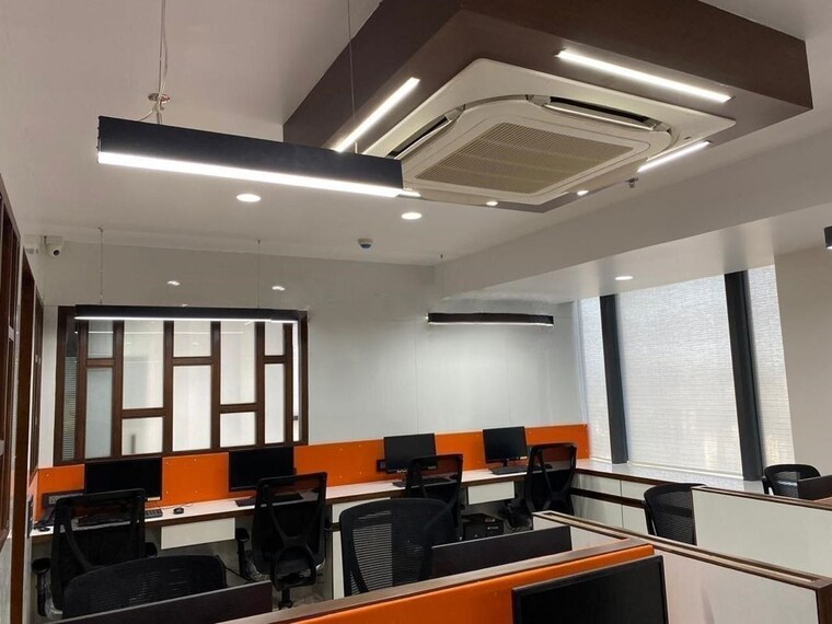 Team Area, super corridor Commercial Office Space 1100 Sq.Ft. In Super Corridor Indore 10723353