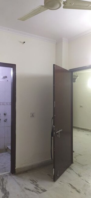 Furnished Amenities in 2 BHK Builder Floor at Khirki Extension – for Rent