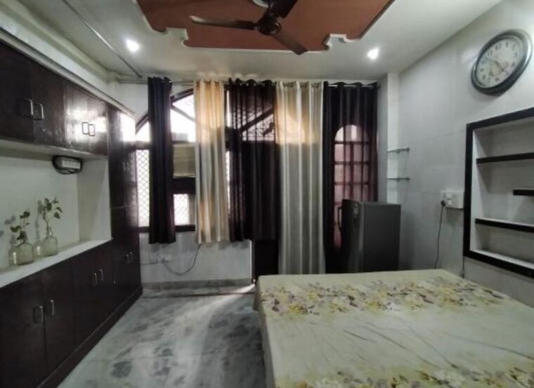 Bedroom, beta ii greater noida 1 Bedroom 40 Sq.Mt. Independent House In Beta Ii Greater Noida Greater Noida 10723386