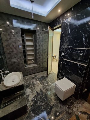 Team Area in 3 BHK Builder Floor at BPTP Eden Estate, Sector 81 – for Sale