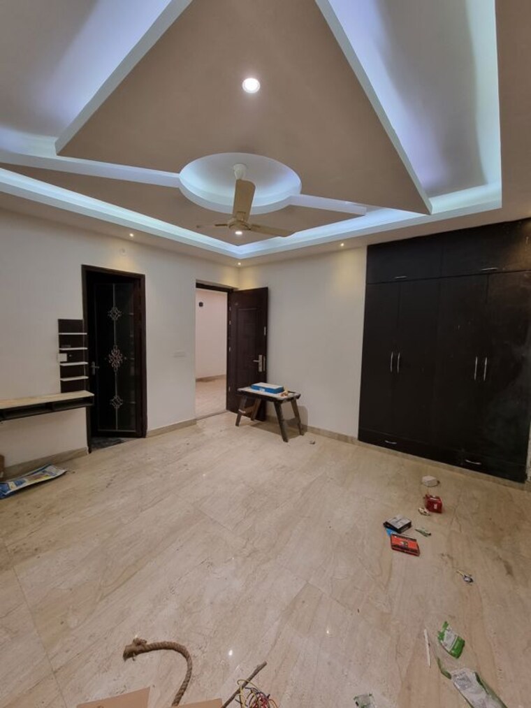 Room, bptp-eden-estate 3 Bedroom 250 Sq.Ft. Builder Floor In Sector 81 Faridabad 10723408