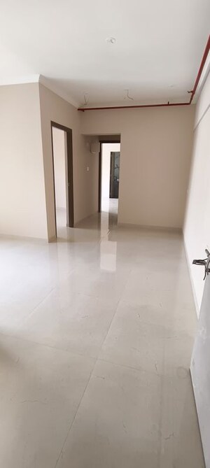 Room in 2 BHK Apartment at Raunak Unnathi Woods Supreme, Ghodbunder Road – for Rent