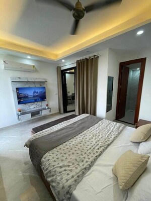 Bedroom in 1 BHK Apartment at South Delhi – for Rent
