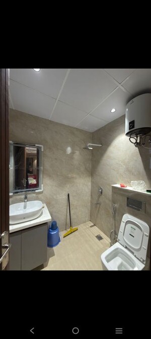 Bathroom in 3 BHK Builder Floor at Smart World Orchard, Sector 61 – for Rent
