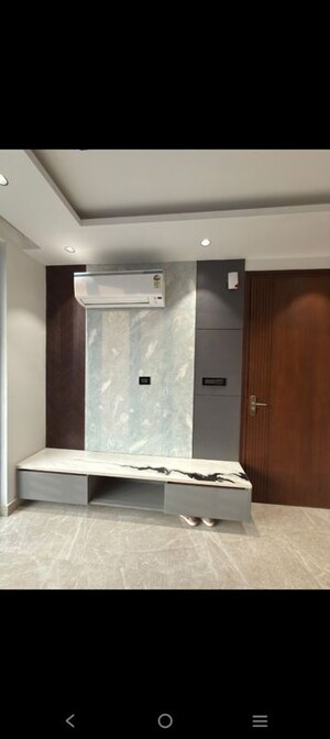Bedroom in 3 BHK Builder Floor at Smart World Orchard, Sector 61 – for Rent