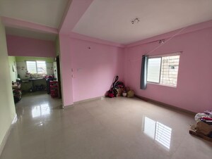 Room in 2 BHK Apartment at Noapara – for Rent