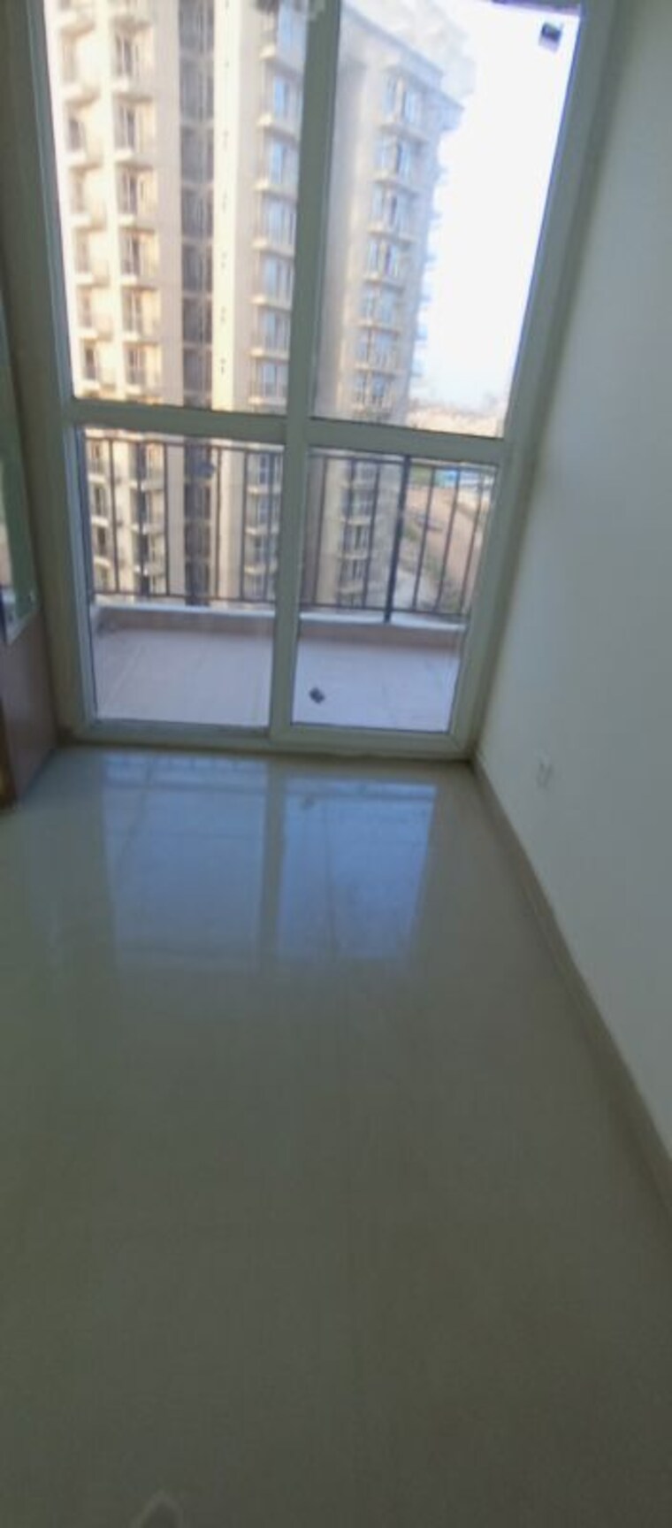 Room, indiabulls-centrum-park 2 Bedroom 1385 Sq.Ft. Apartment In Sector 103 Gurgaon 10723454