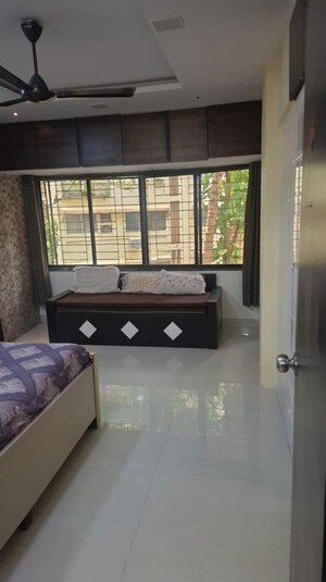 Bedroom in 2 BHK Apartment at Pearl Heights, Andheri West – for Rent