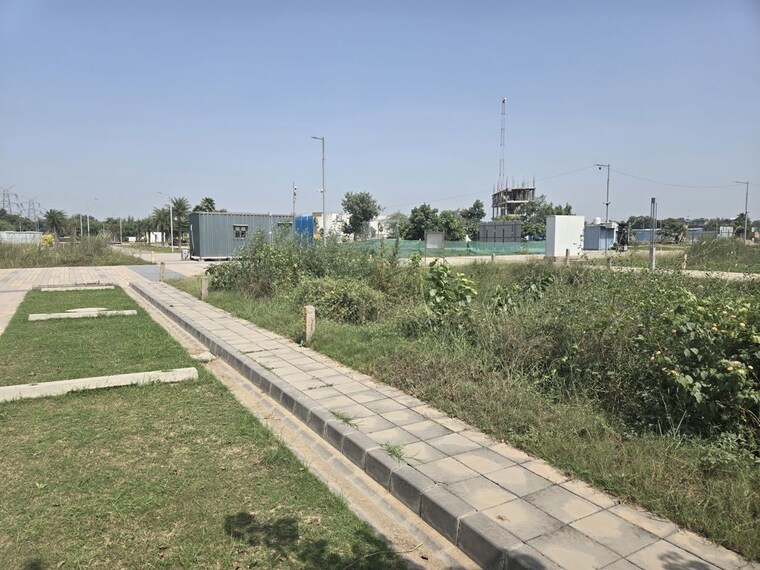 undefined, emaar-business-district-114 Commercial Land 108 Sq.Yd. In Sector 114 Gurgaon 10723452