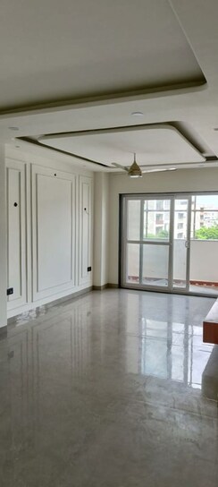 4 BHK +Apartment For Rent in DLF Garden City Independent Floors