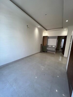 Room in 4 BHK Independent House at Ambala Highway – for Sale