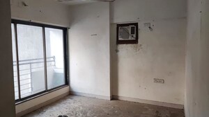 Room in 3 BHK Apartment at Amann Akansha Heights, Worli – for Sale
