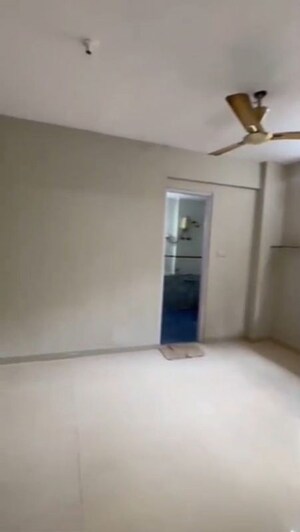 Bedroom in 2 BHK Apartment at Sindhi Society, Chembur – for Rent