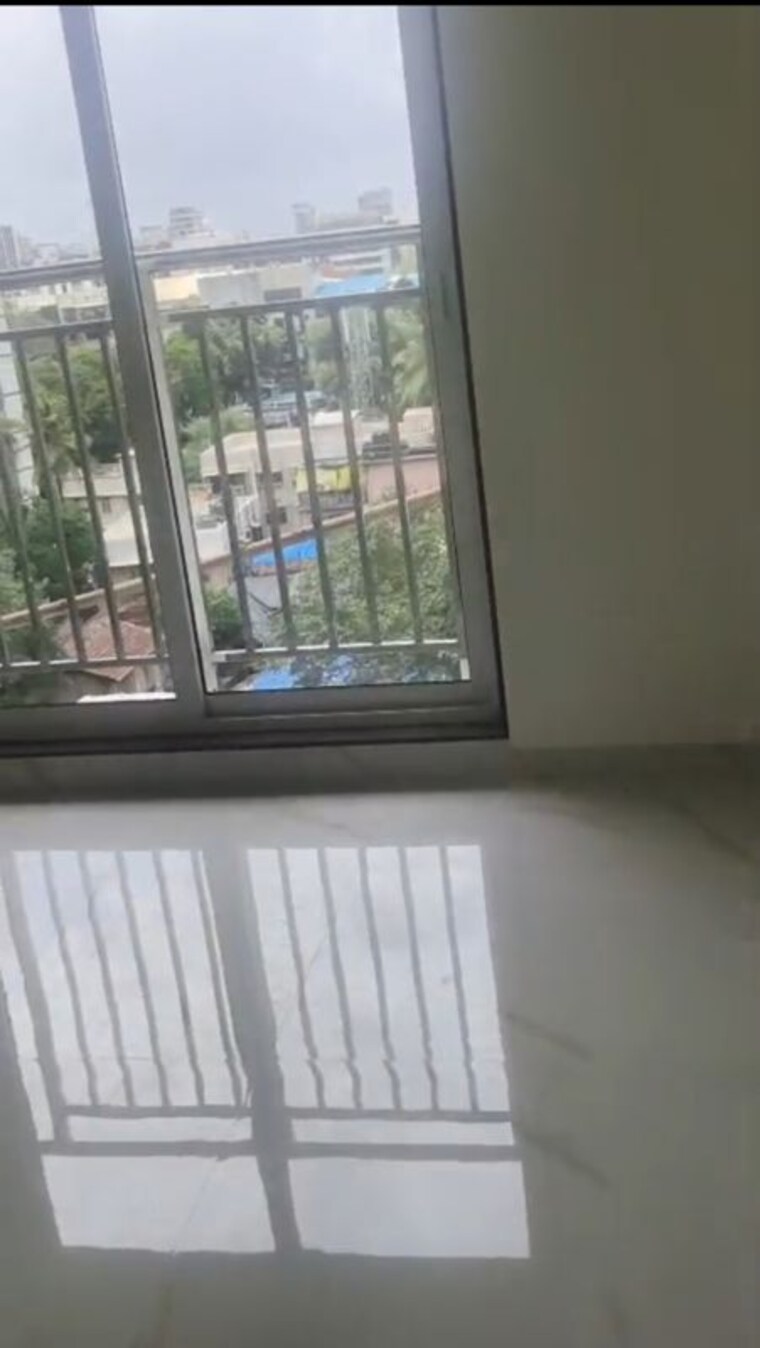 Balcony, kamal-kunj-vile-parle 3 Bedroom 890 Sq.Ft. Apartment In Vile Parle West Mumbai 10723571