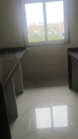 Furnished Amenities in 3 BHK Apartment at Kamal Kunj Vile Parle, Vile Parle West – for Rent