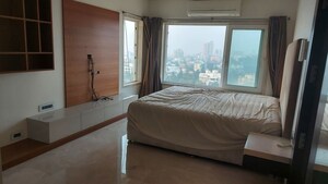 Bedroom in 4 BHK Apartment at Palazzo Apartment, Santacruz West – for Sale