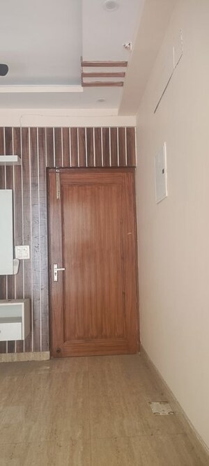 Furnished Amenities in 3 BHK Apartment at Amrapali Kingswood, Sector 4 Greater Noida – for Sale