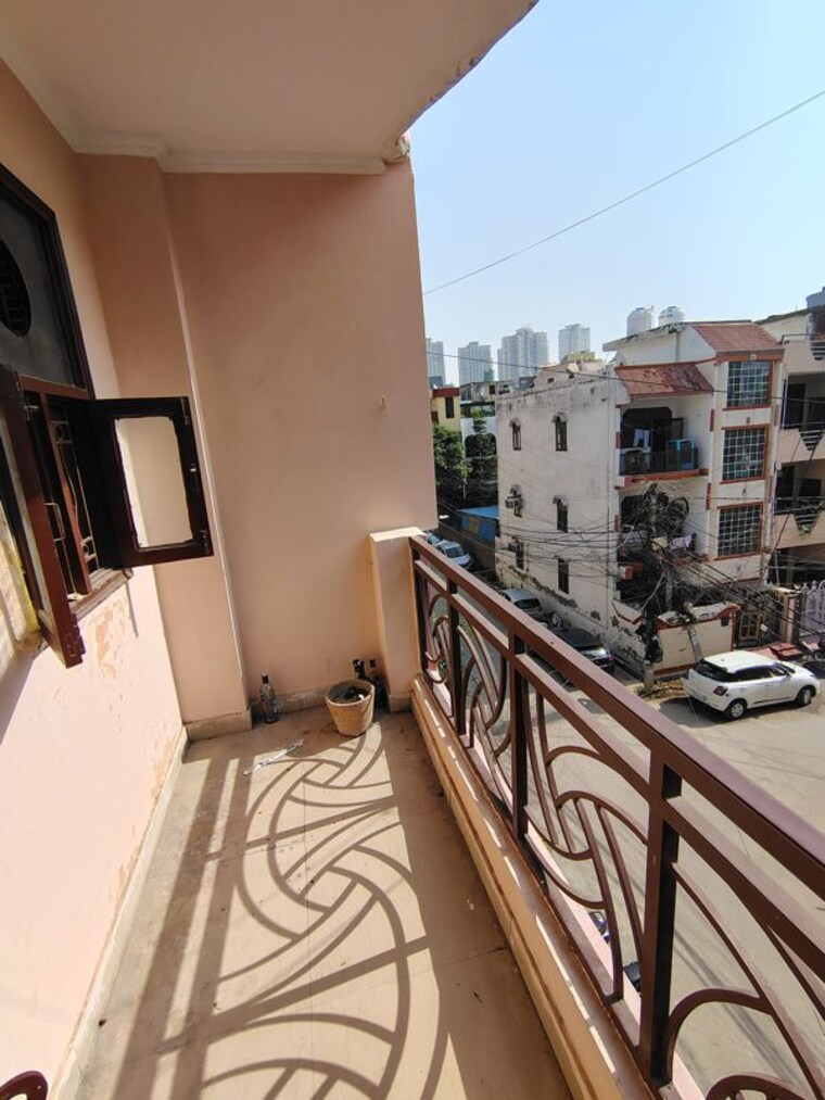 undefined, cghs-shatabdi-enclave 3.5 Bedroom 185 Sq.Yd. Builder Floor In Sector 49 Noida 10717905