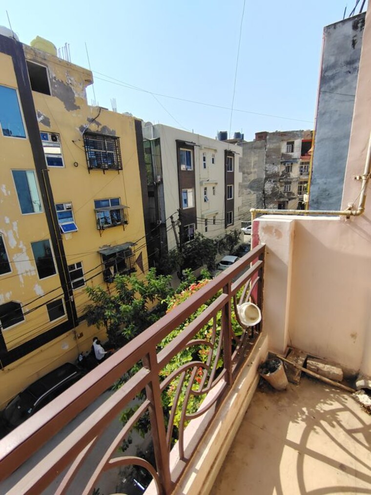 Exterior View, cghs-shatabdi-enclave 3.5 Bedroom 185 Sq.Yd. Builder Floor In Sector 49 Noida 10717905