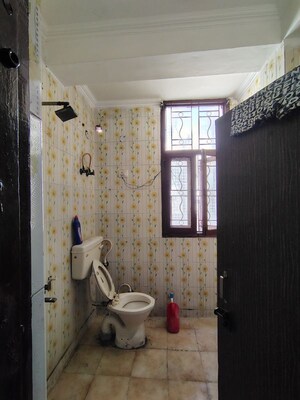Living Room in 3.5 BHK Builder Floor at CGHS Shatabdi Enclave, Sector 49 – for Rent
