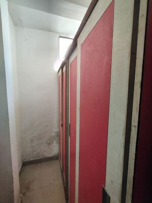 Furnished Amenities in 3.5 BHK Builder Floor at CGHS Shatabdi Enclave, Sector 49 – for Rent