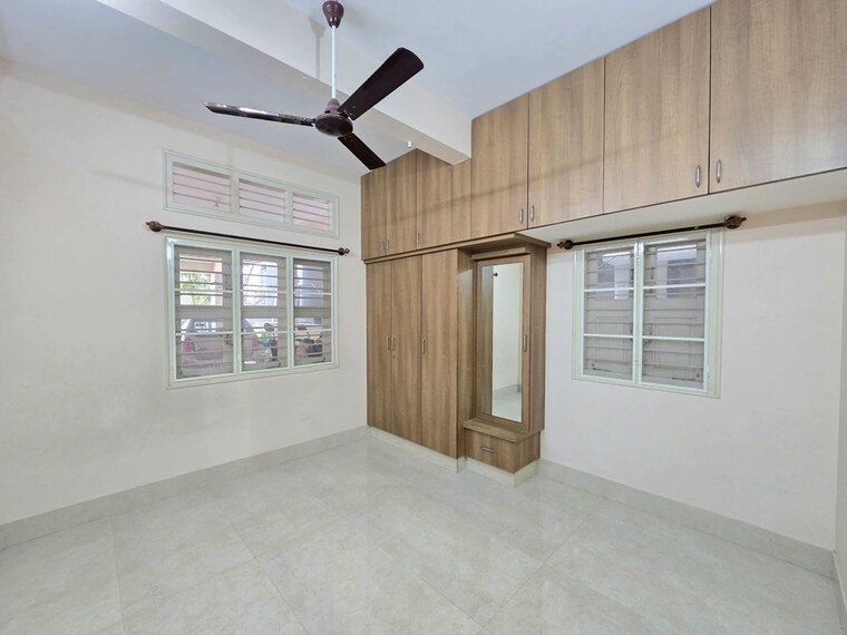 Room, indiranagar 1 Bedroom 600 Sq.Ft. Apartment In Indiranagar Bangalore 10723598