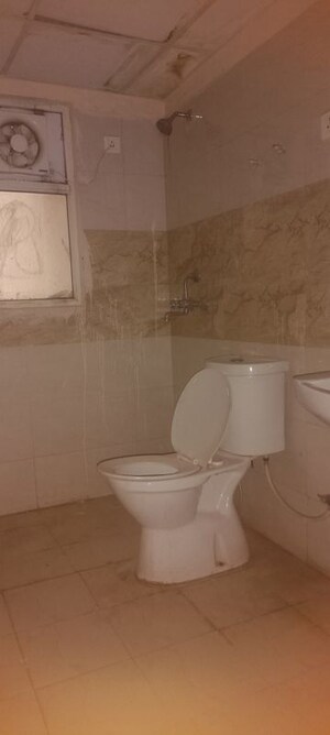 Bathroom in 3 BHK Apartment at Amrapali Kingswood, Sector 4 Greater Noida – for Rent