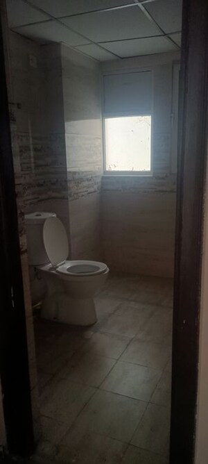 Bathroom in 3 BHK Apartment at Amrapali Kingswood, Sector 4 Greater Noida – for Rent