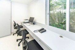 Office Space For Rent in Tardeo