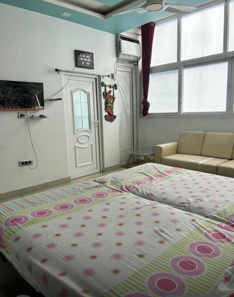 Bedroom, sector 18a dwarka 3 Bedroom 1600 Sq.Ft. Apartment In Sector 18a Dwarka Delhi 10723645
