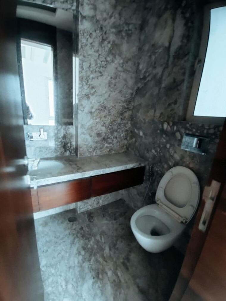 Bathroom, pushpak-chs-santacruz 3 Bedroom 1250 Sq.Ft. Apartment In Santacruz West Mumbai 10723666