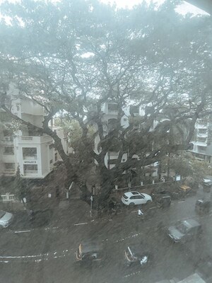 Parking in 3 BHK Apartment at Pushpak CHS Santacruz, Santacruz West – for Rent