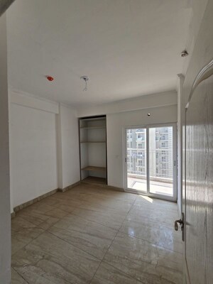 Building Lobby in 3.5 BHK Apartment at Trident Embassy Reso, Sector 1 Greater Noida – for Sale