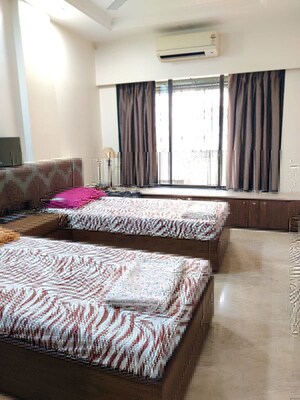 2 BHK Apartment For Rent in Devansh Villa, Bandra West