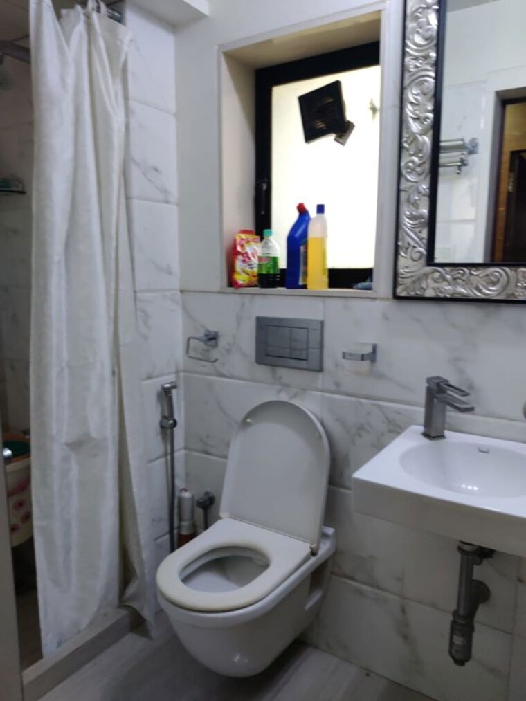 Bathroom, devansh-villa 2 Bedroom 750 Sq.Ft. Apartment In Bandra West Mumbai 10723681