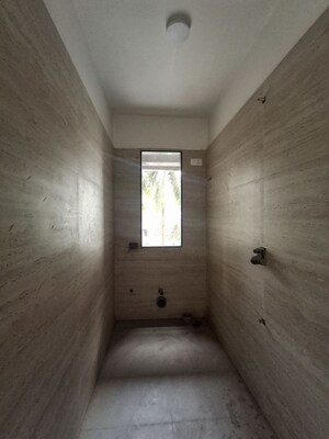Room in 2 BHK Apartment at Balaji Heights Borivali, Borivali East – for Sale