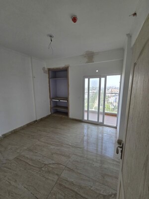 Building Lobby in 4 BHK Apartment at Trident Embassy Reso, Sector 1 Greater Noida – for Sale