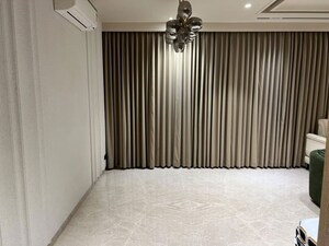 Hall in 3 BHK Builder Floor at South City 1 – for Rent
