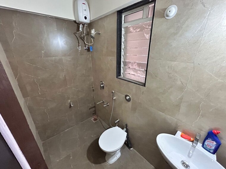 Bathroom, mahavir-kalpavruksha 1 Bedroom 546 Sq.Ft. Apartment In Ghodbunder Road Thane 10723680