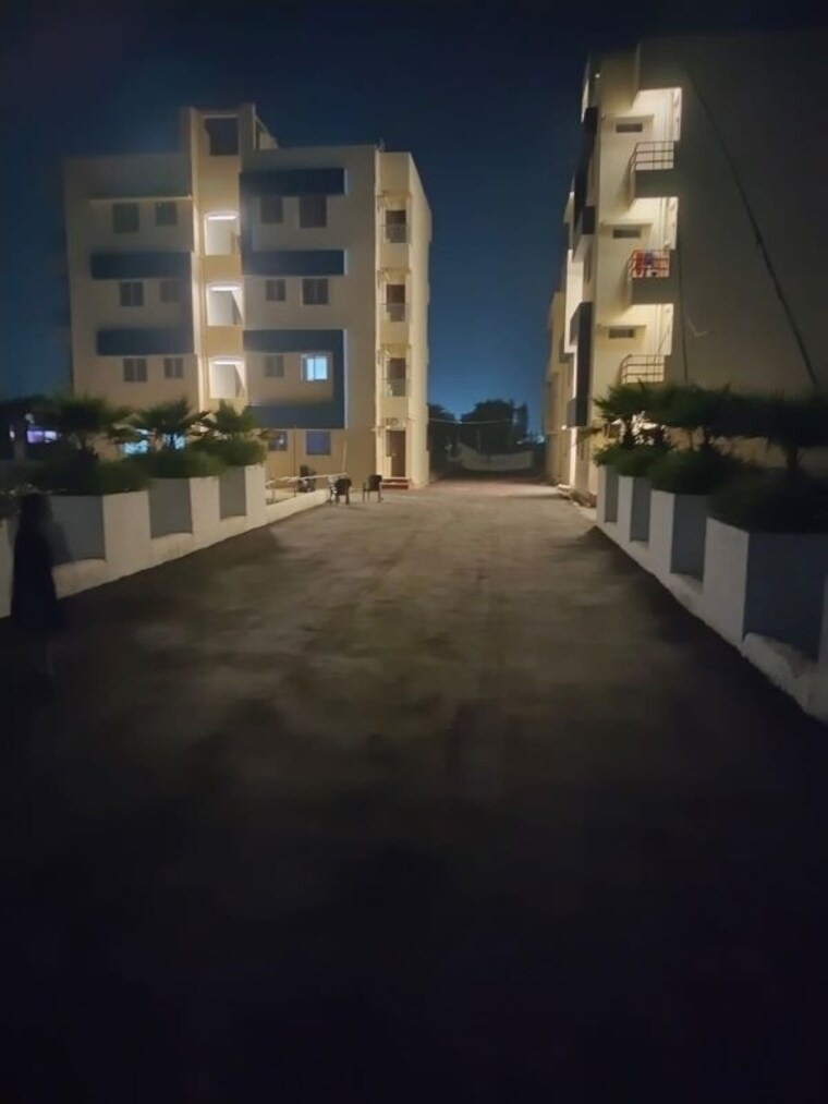 Room, deva road 1 Bedroom 550 Sq.Ft. Apartment In Deva Road Lucknow 10723717