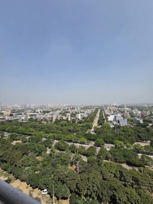 Swimming Pool in 4 BHK Apartment at Trident Embassy Reso, Sector 1 Greater Noida – for Sale