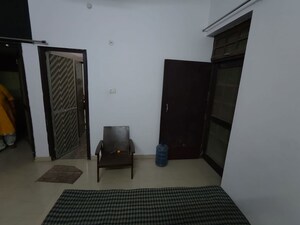 Bedroom in 1.5 BHK Builder Floor at Paarth Aryavart Empire, Aliganj – for Rent