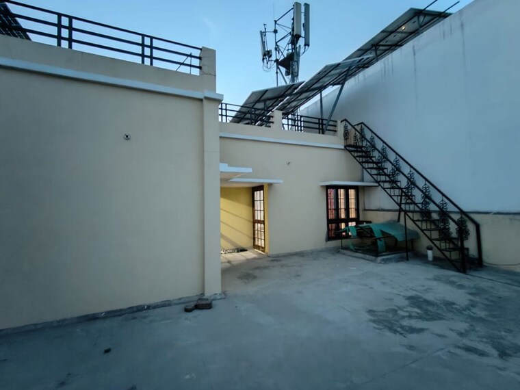 Room, paarth-aryavart-empire 1.5 Bedroom 800 Sq.Ft. Builder Floor In Aliganj Lucknow 10721160