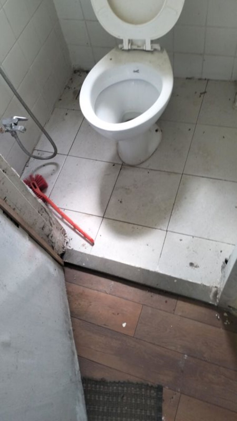 Bathroom, kolte-patil-margosa-heights Commercial Co Working Space 3500 Sq.Ft. In Mohammadwadi Pune 10723715