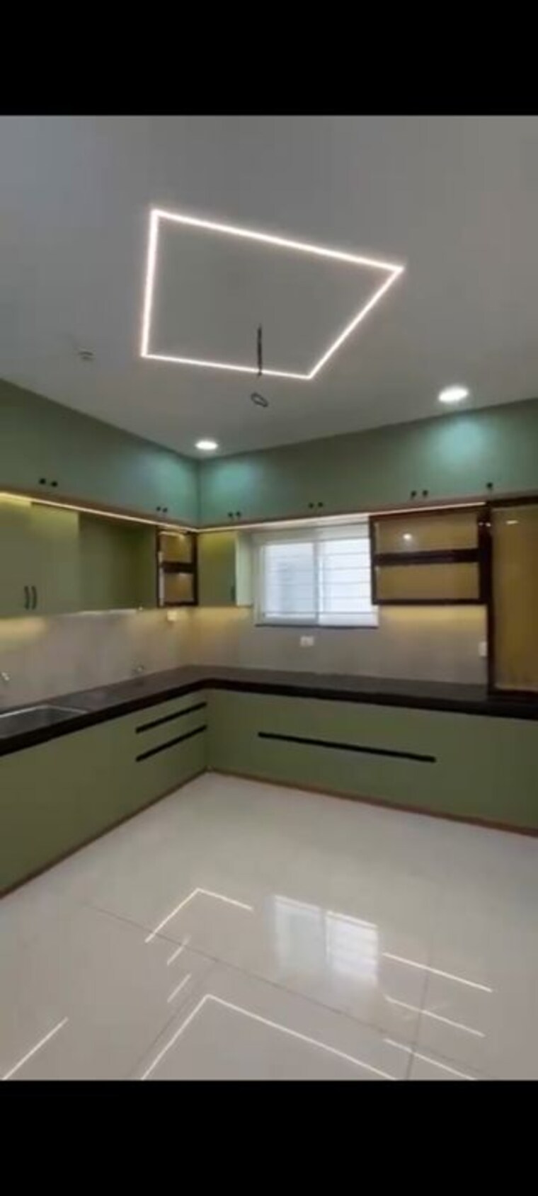 Kitchen, mantri-group-mantri-euphoria 4 Bedroom 5500 Sq.Ft. Villa In Narsingi Hyderabad 10723727