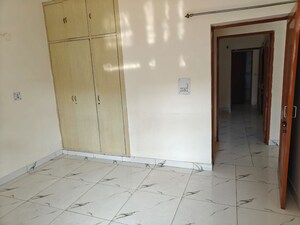 Room in 2 BHK Independent House at Sector 5 – for Rent